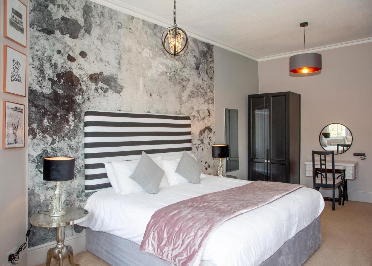 Carlton Court Bed & Breakfast ทอร์คิ ภายนอก รูปภาพ