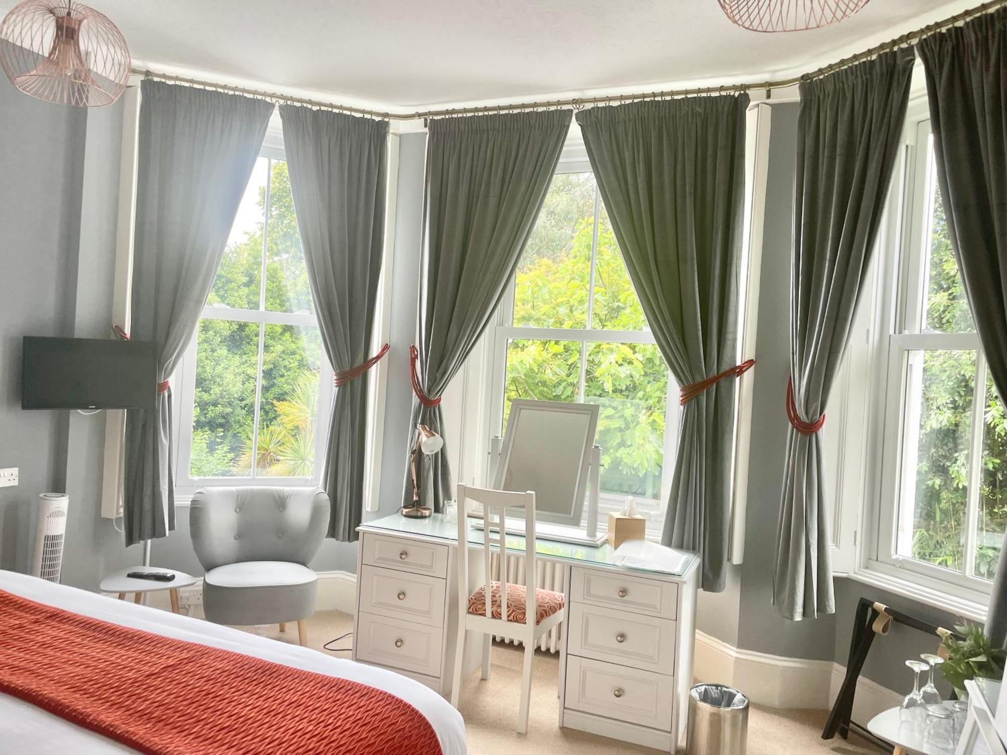 Carlton Court Bed & Breakfast ทอร์คิ ภายนอก รูปภาพ