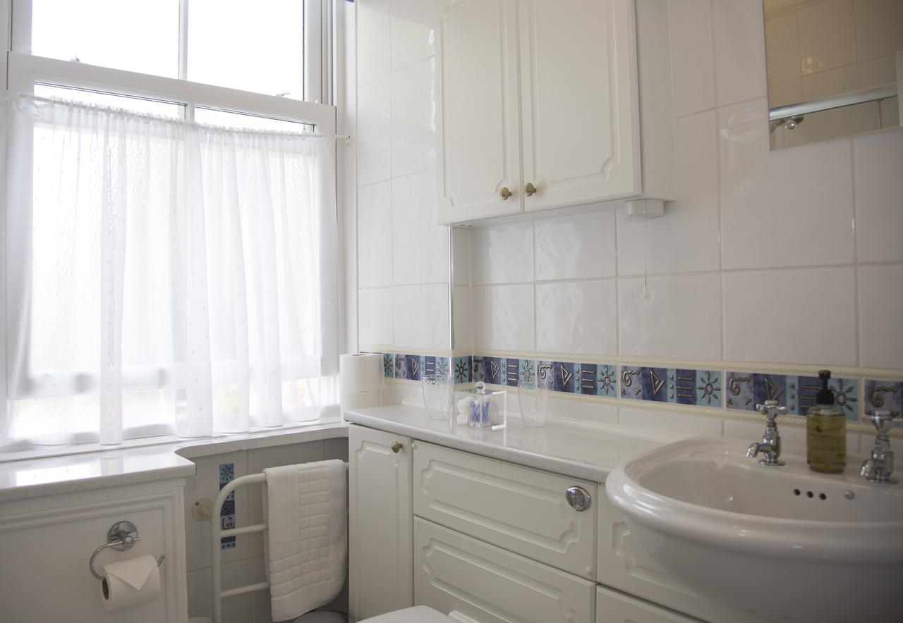 Carlton Court Bed & Breakfast ทอร์คิ ภายนอก รูปภาพ