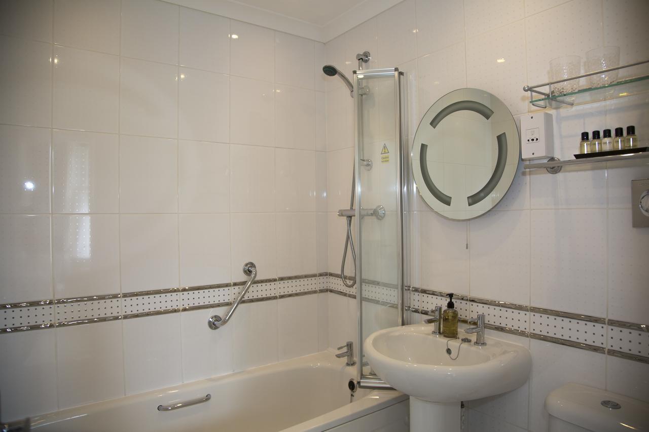 Carlton Court Bed & Breakfast ทอร์คิ ภายนอก รูปภาพ